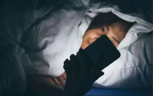 到底幾點(diǎn)睡覺(jué)算熬夜？補(bǔ)覺(jué)能補(bǔ)回來(lái)嗎？Nature & Cell子刊為您解答